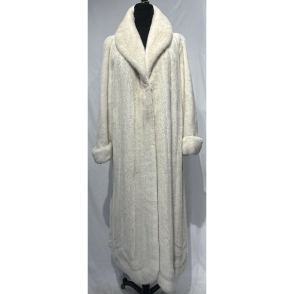 White Mink Natural Coat (38586) - Picture 1 of 4